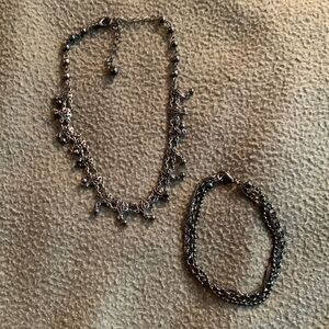 Vintage looking choker necklace with 3 strand bracelet